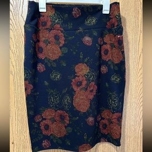 Lularoe floral print Cassie skirt (pencil skirt) in a size XL NWOT